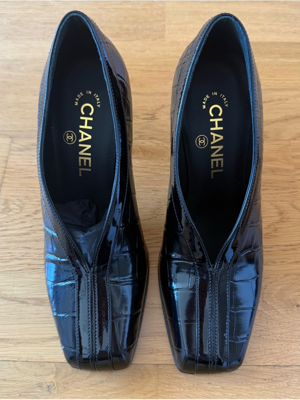 CHANEL 2026 Matthieu Blazy Patent Leather Croc-Embossed High Heel Pumps NIB - 36 - Picture 4 of 16